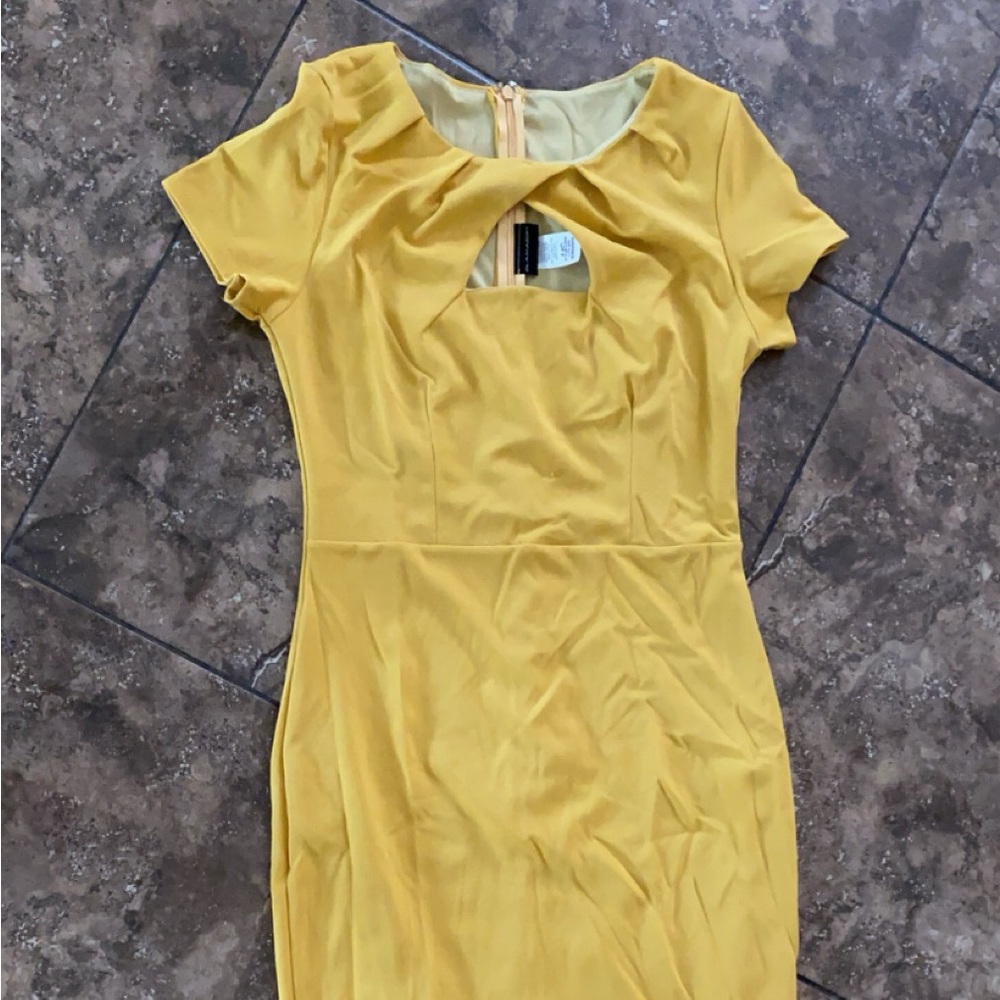 Women’s dress